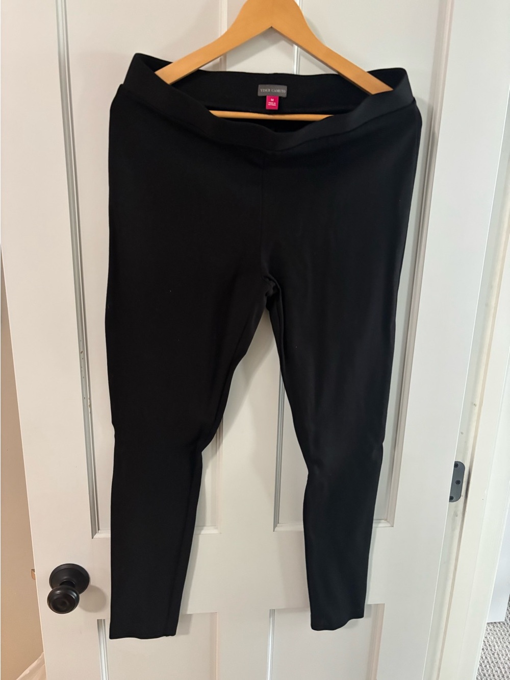 Vince Camuto Black Pull-On Ponte Pants